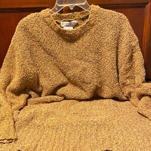 Victoria Jones Woman Women's  gold gray vintage Crew Neck Sweater